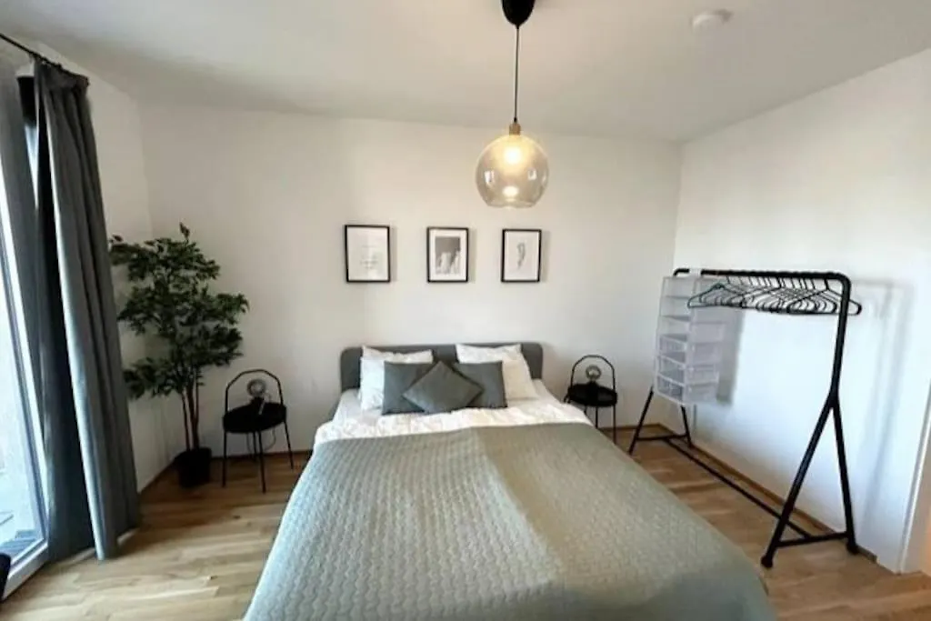 Apartment Stilvolle Wohnung Mit Balkon Vienna