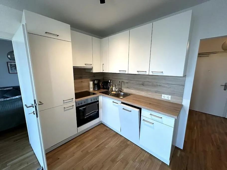 Stilvolle Wohnung Mit Balkon Vienna 0*,  Austria